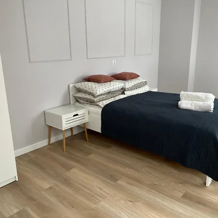 Dwupoziomowy Apartament Nr 24 Z Mozliwoscia Zakwaterowania 4 Osob Z Duzym Balkonem I Podziemnym Parkingiem We Wladyslawowie Apartmán Władysławowo