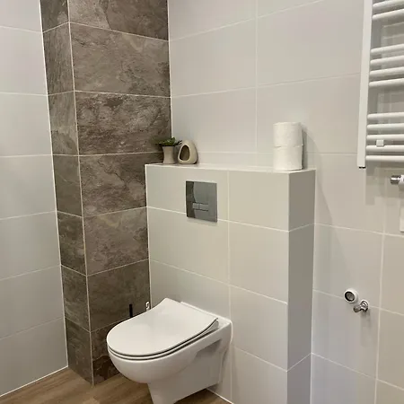 Apartment Dwupoziomowy Nr 24 Z Duzym Balkonem I Podziemnym Parkingiem We Wladyslawowie *