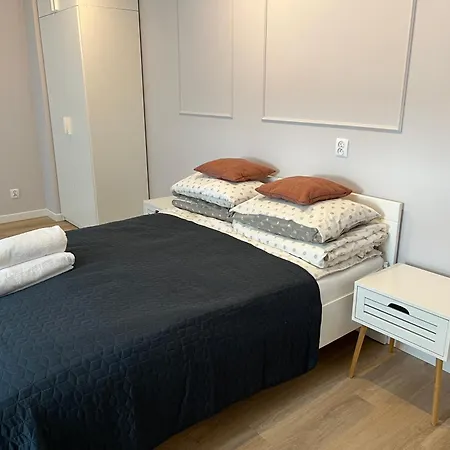 Dwupoziomowy Apartament Nr 24 Z Mozliwoscia Zakwaterowania 4 Osob Z Duzym Balkonem I Podziemnym Parkingiem We Wladyslawowie Apartmán *