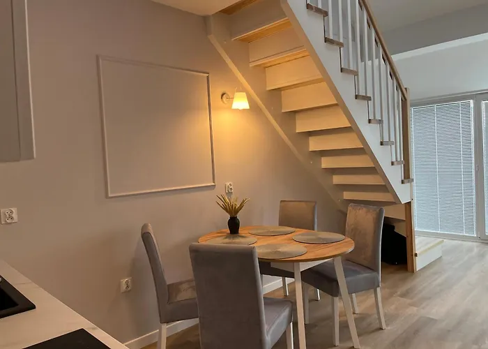 Dwupoziomowy Nr 24 Z Duzym Balkonem I Podziemnym Parkingiem We Wladyslawowie Lägenhet Władysławowo